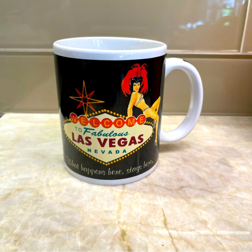 Las Vegas Lovers!!! 10 oz mug